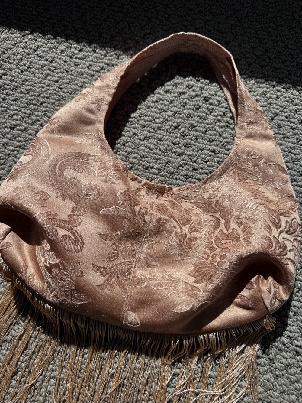 Marlène Rougier brocade satin purse with fringe - Picture 3 of 5
